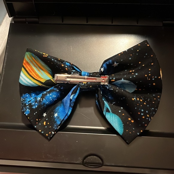 Galaxy bow - Picture 2 of 4